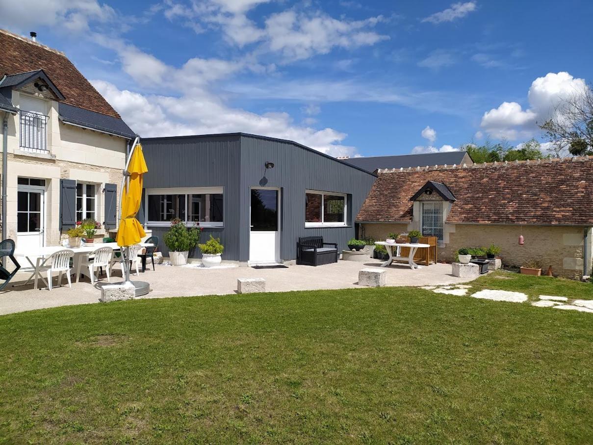Les Ormeaux Hotel Oisly Bagian luar foto